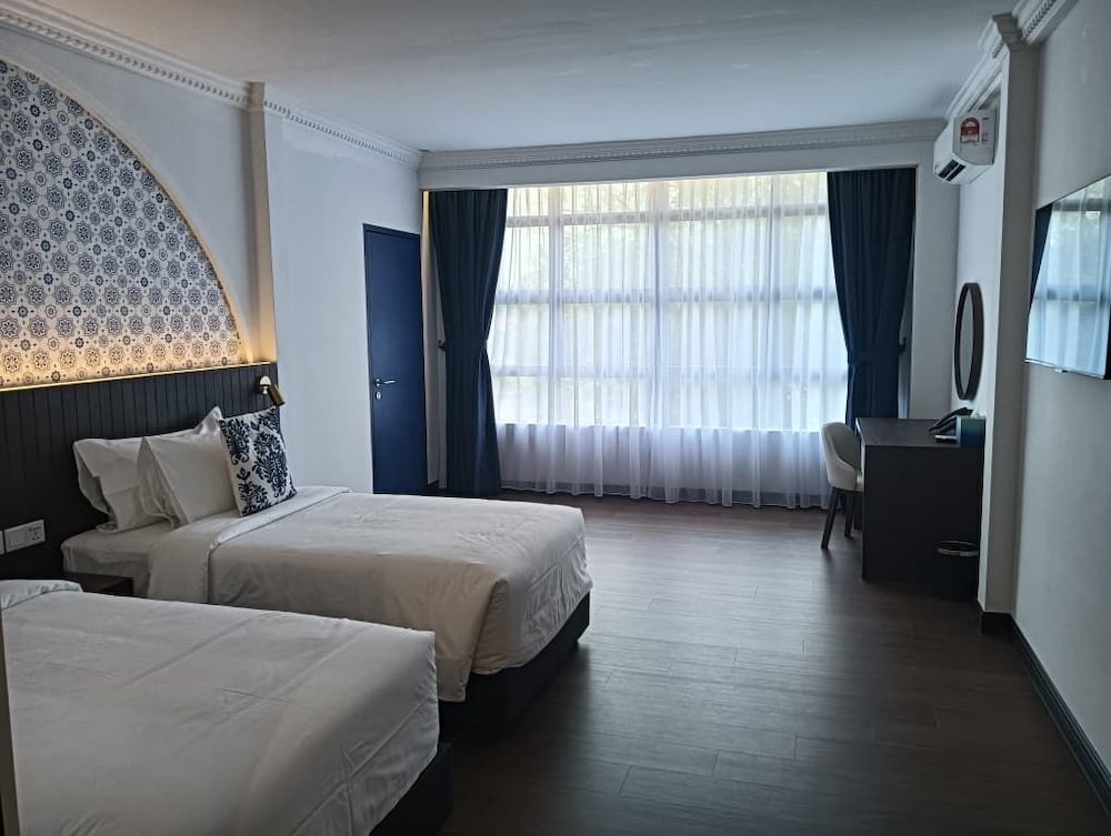 The Lisbon Melaka, Trademark Collection by Wyndham 12/56