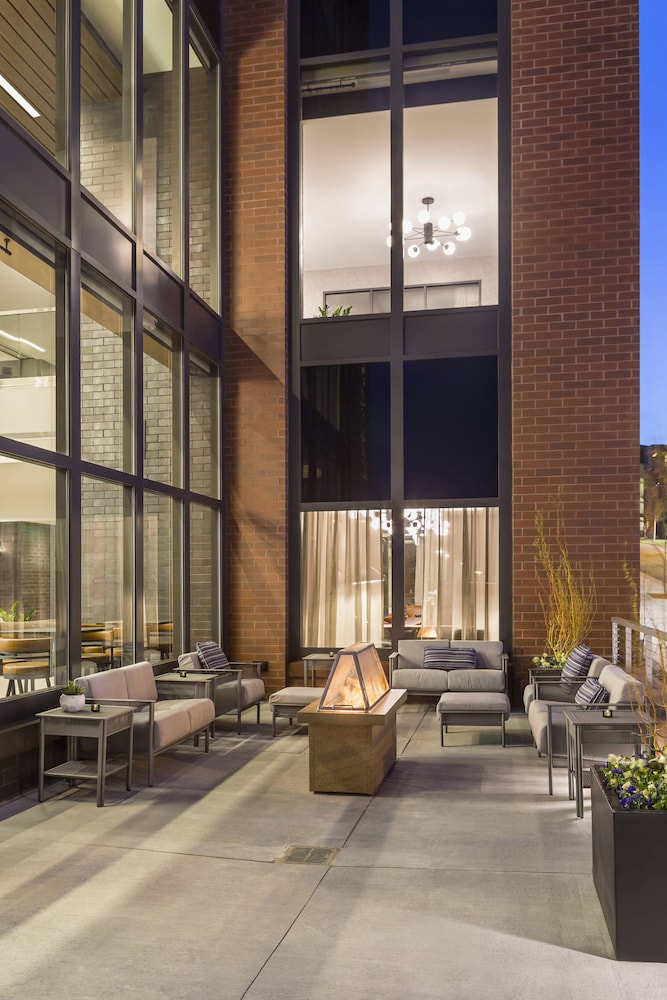 Springhill Suites By Marriott Madison 24/40
