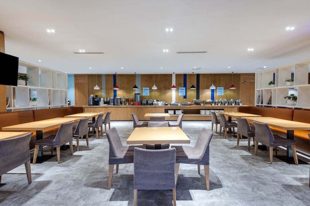 restaurant-cafeteria