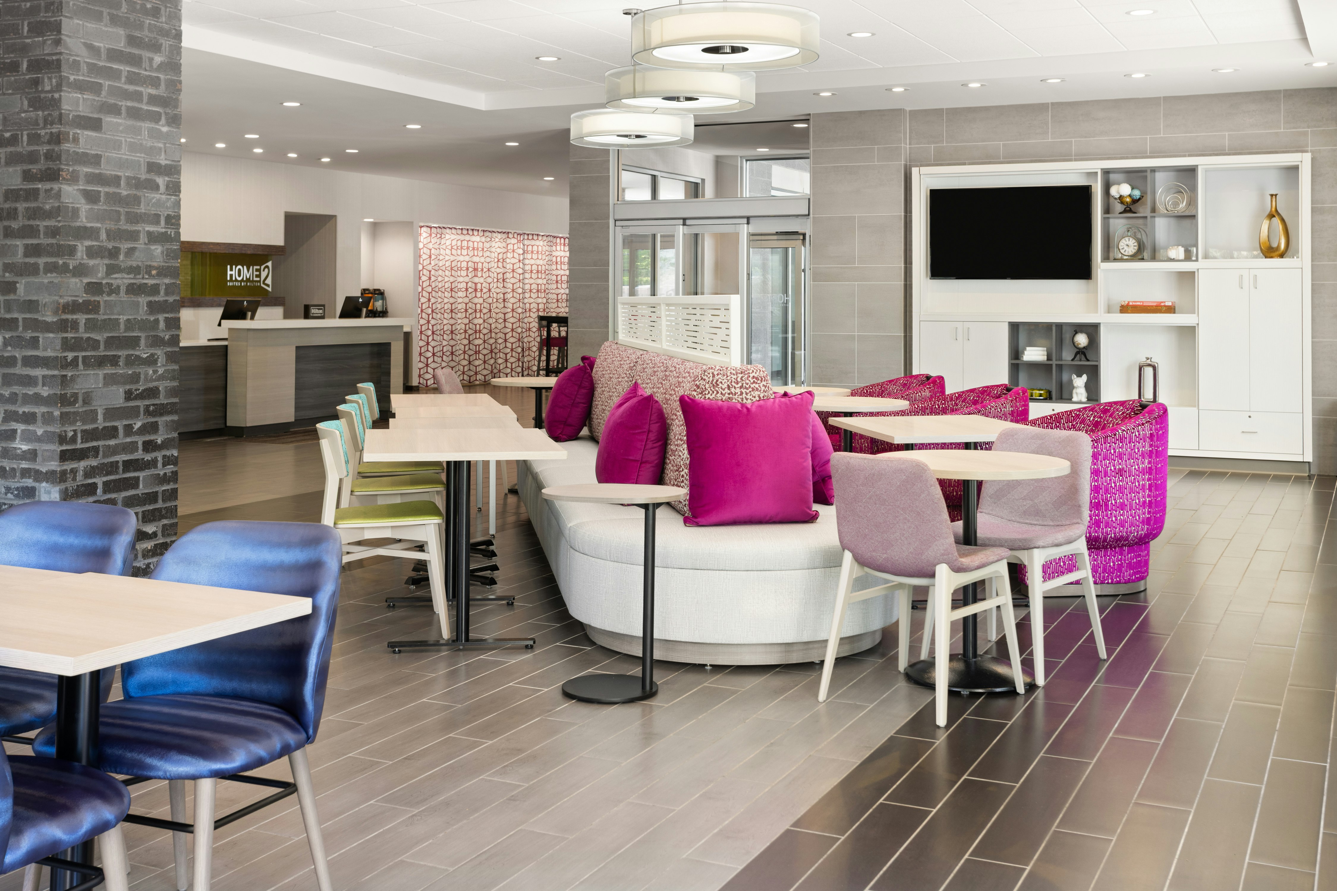 Home2 Suites By Hilton Greenville Downtown 28/31