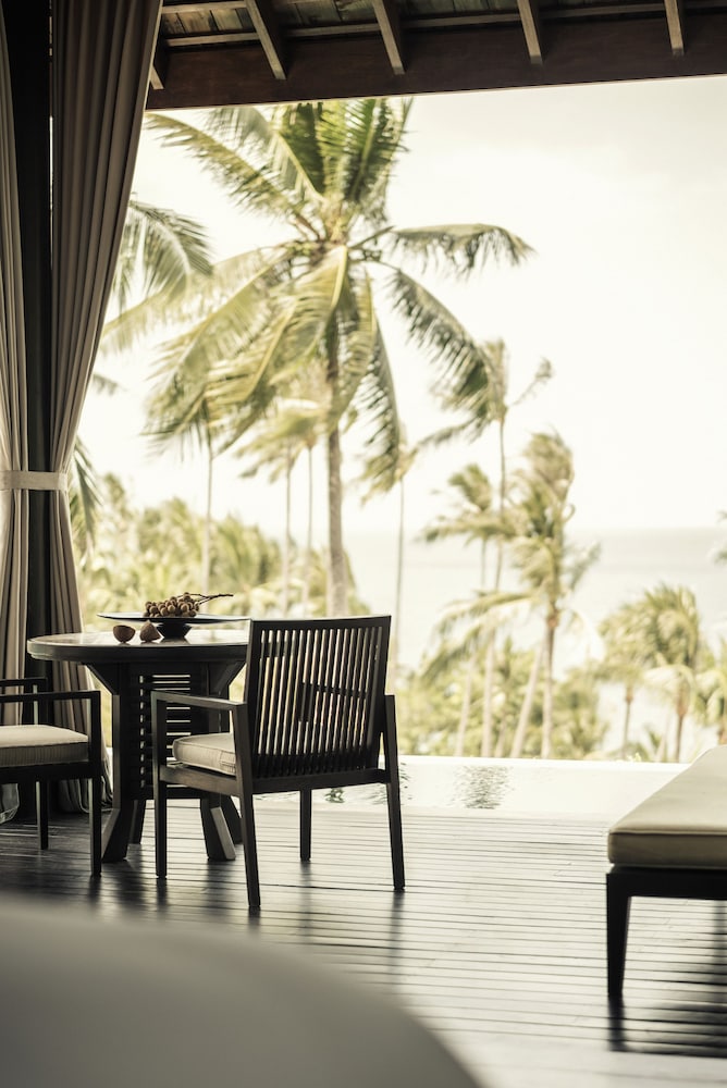Four Seasons Resort Koh Samui, Thailand 10/87