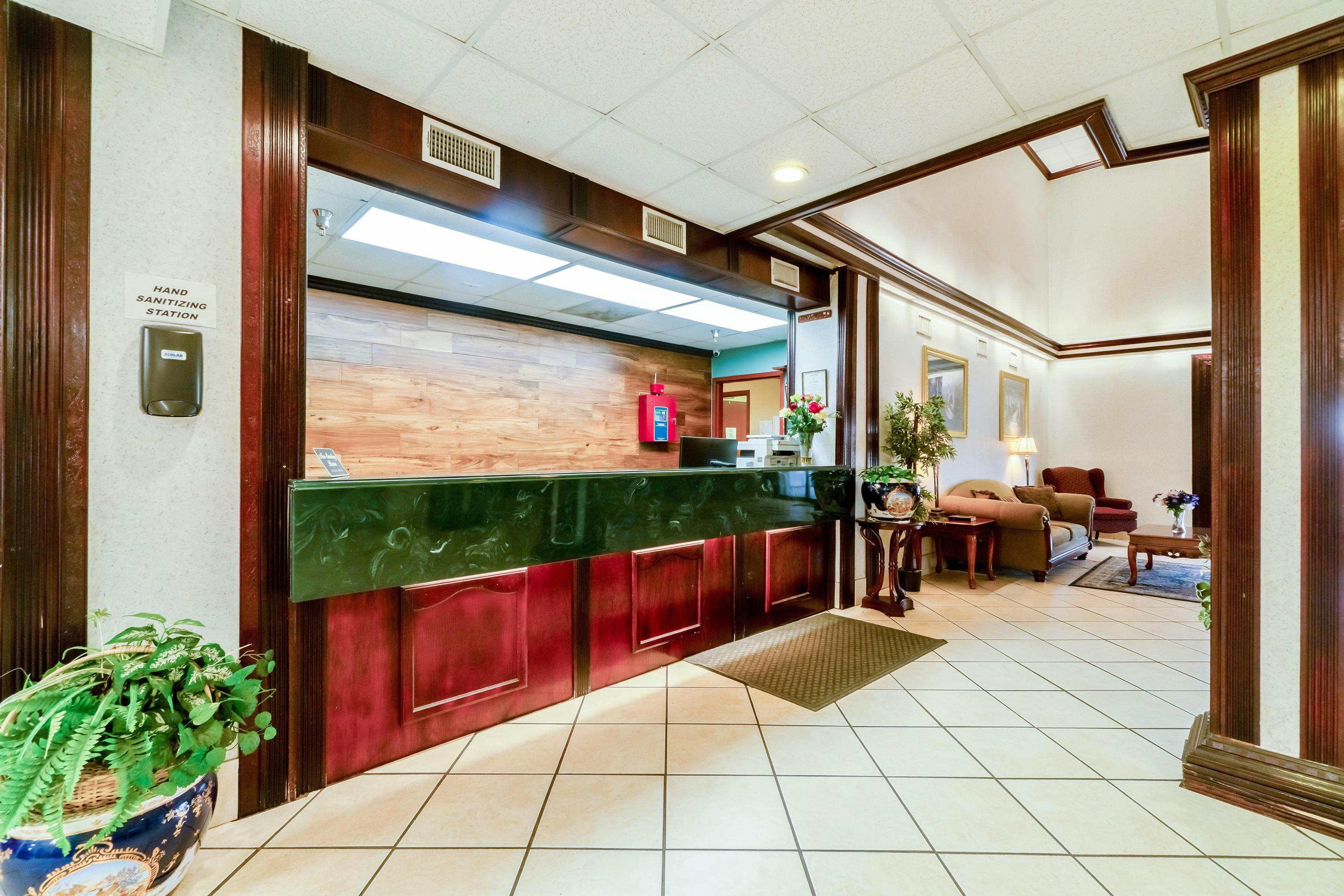 Lobby at Ark Suites By OYO Jonesboro I-555, JONESBORO - AR