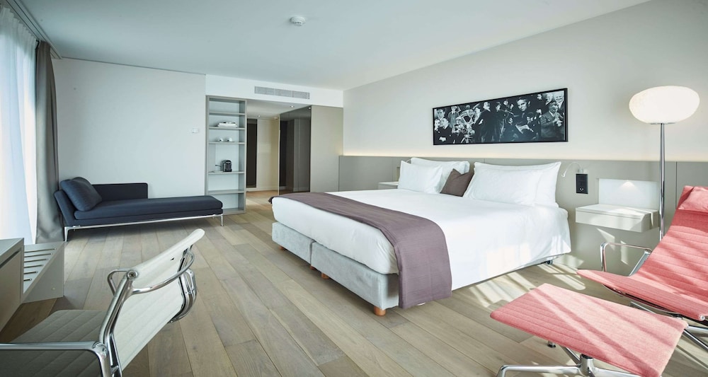 Modern Times Hotel, Vevey, A Tribute Portfolio Hotel 10/79