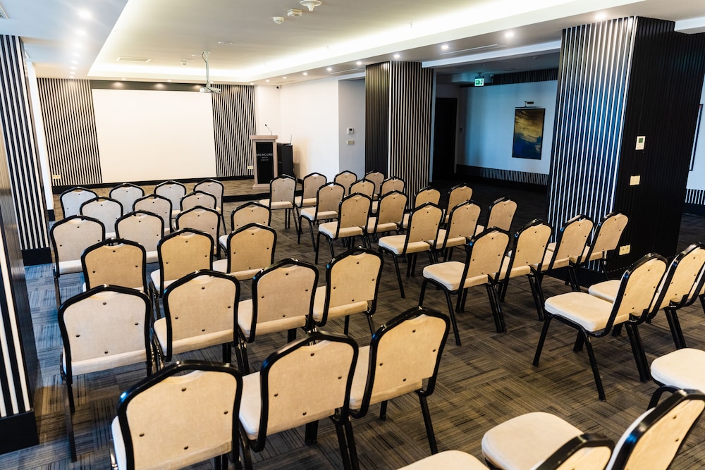 Mercure Baku City 42/50