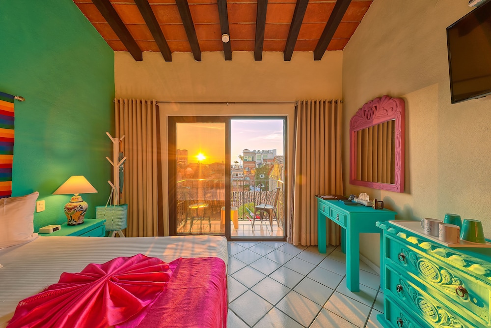 Vallarta Sun Hotel 16/50