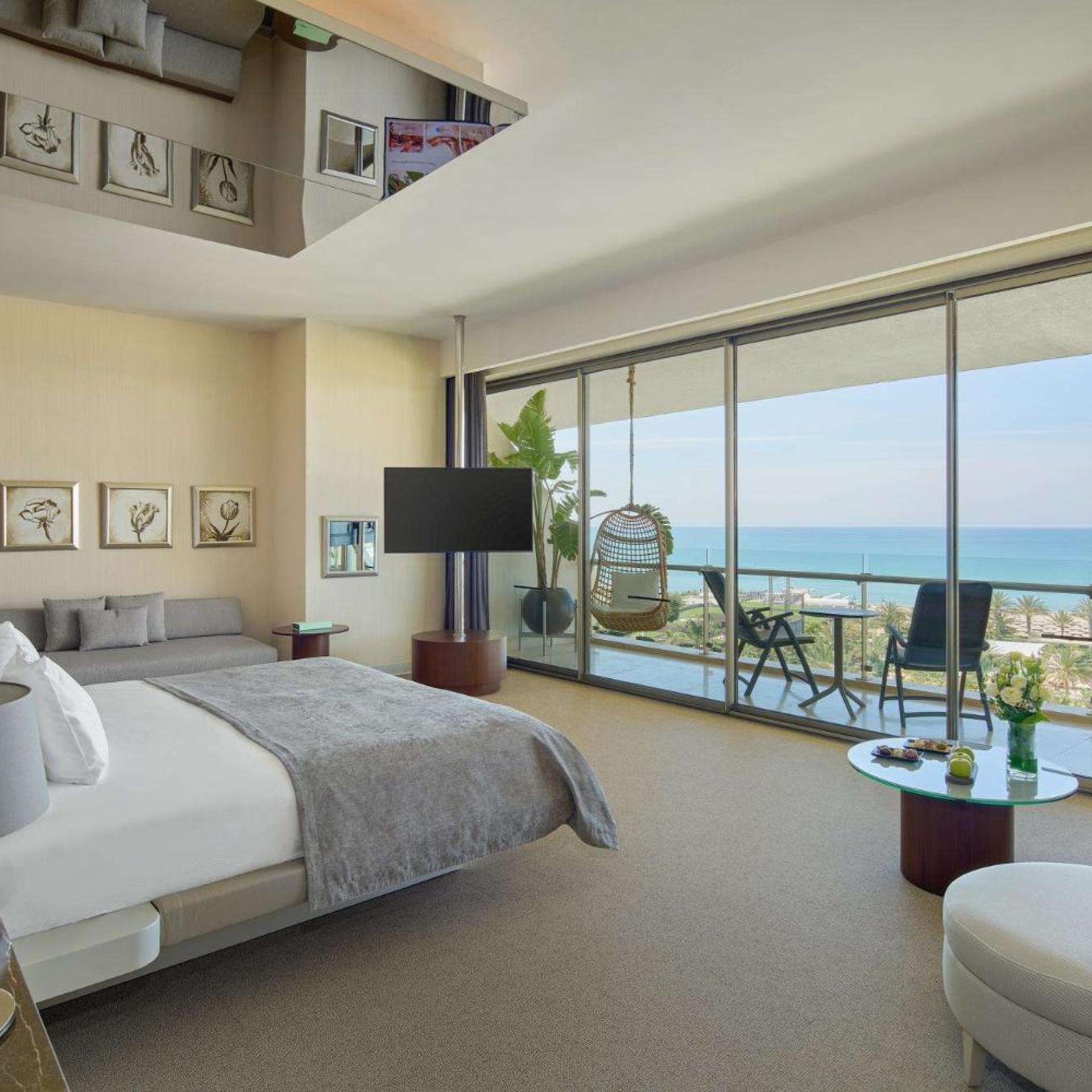 Sea, Suite, King Bed