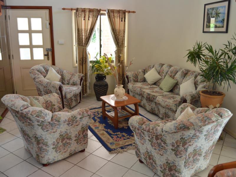 Carana Hilltop Villa 12/33