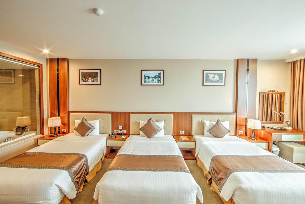 غرفة ديلوكس ثلاثية بثلاثة أسرّة، Muong Thanh Luxury Bac Ninh 1/4
