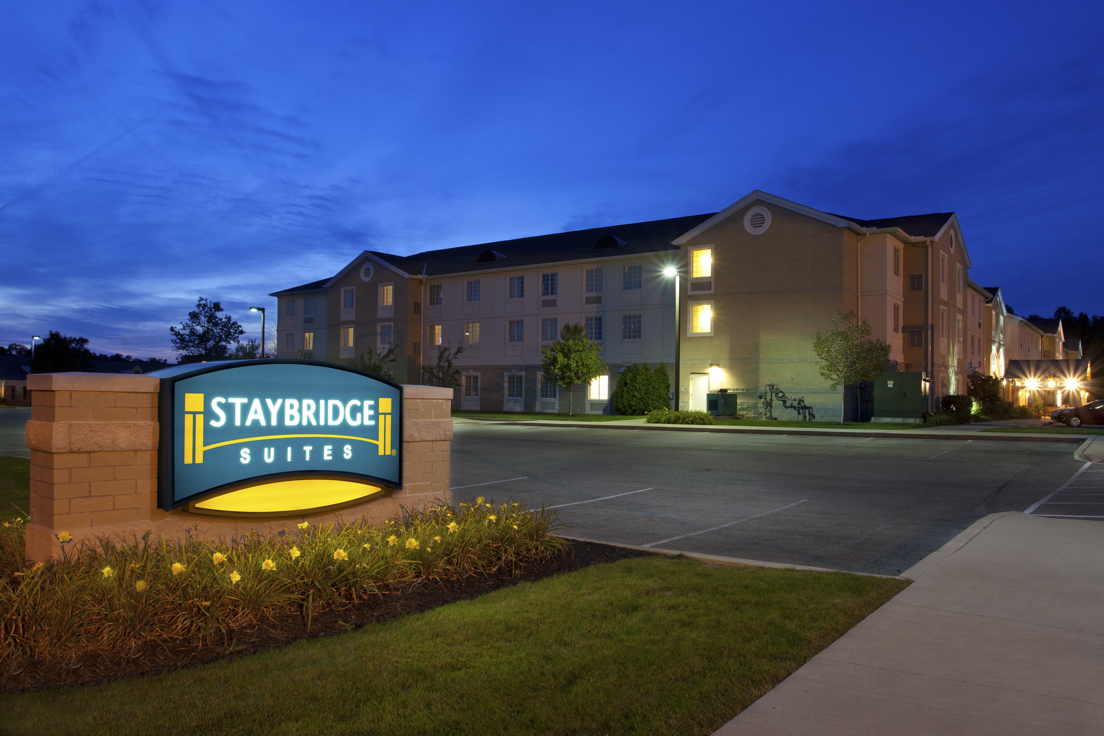 Staybridge Suites Cleveland Mayfield Heights Beachwood 4/68