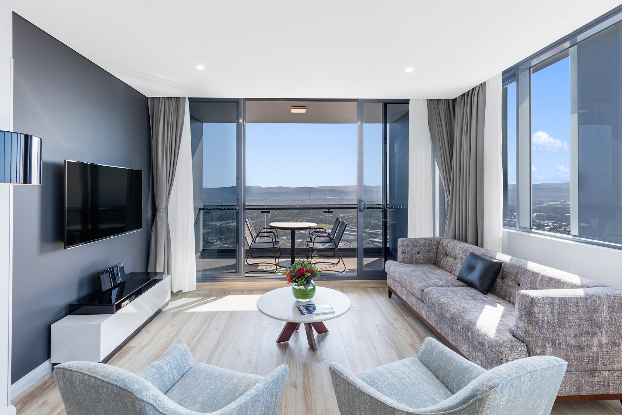 Meriton Suites Southport 5/11