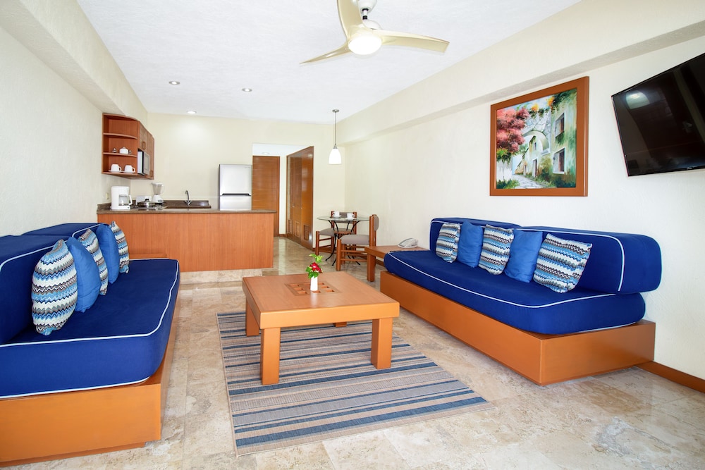 Plaza Pelicanos Grand Beach Resorts 42/65