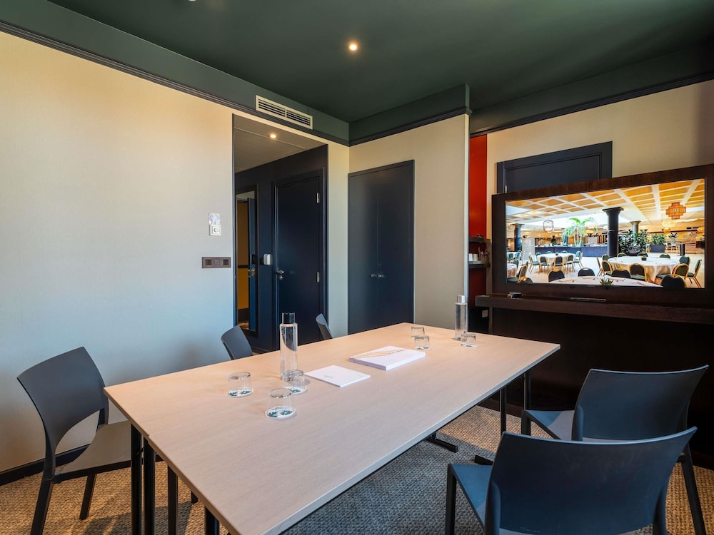 Mercure Bordeaux Chateau Chartrons 37/48