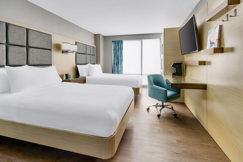 STANDARD, 2 DOUBLE BEDS