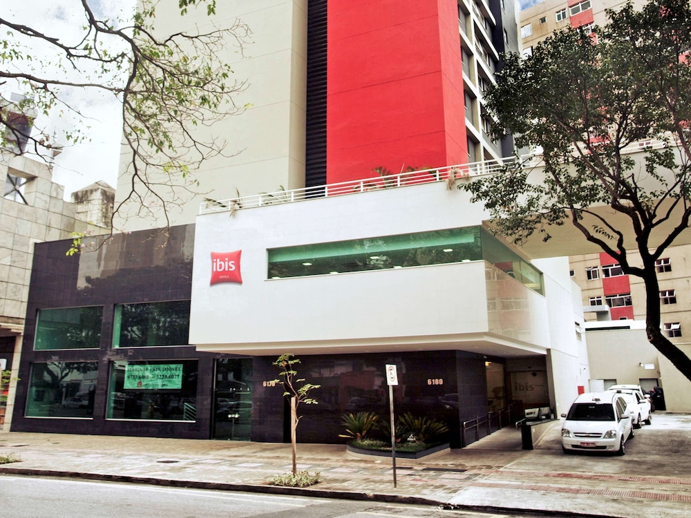 Ibis Belo Horizonte Savassi 44/48