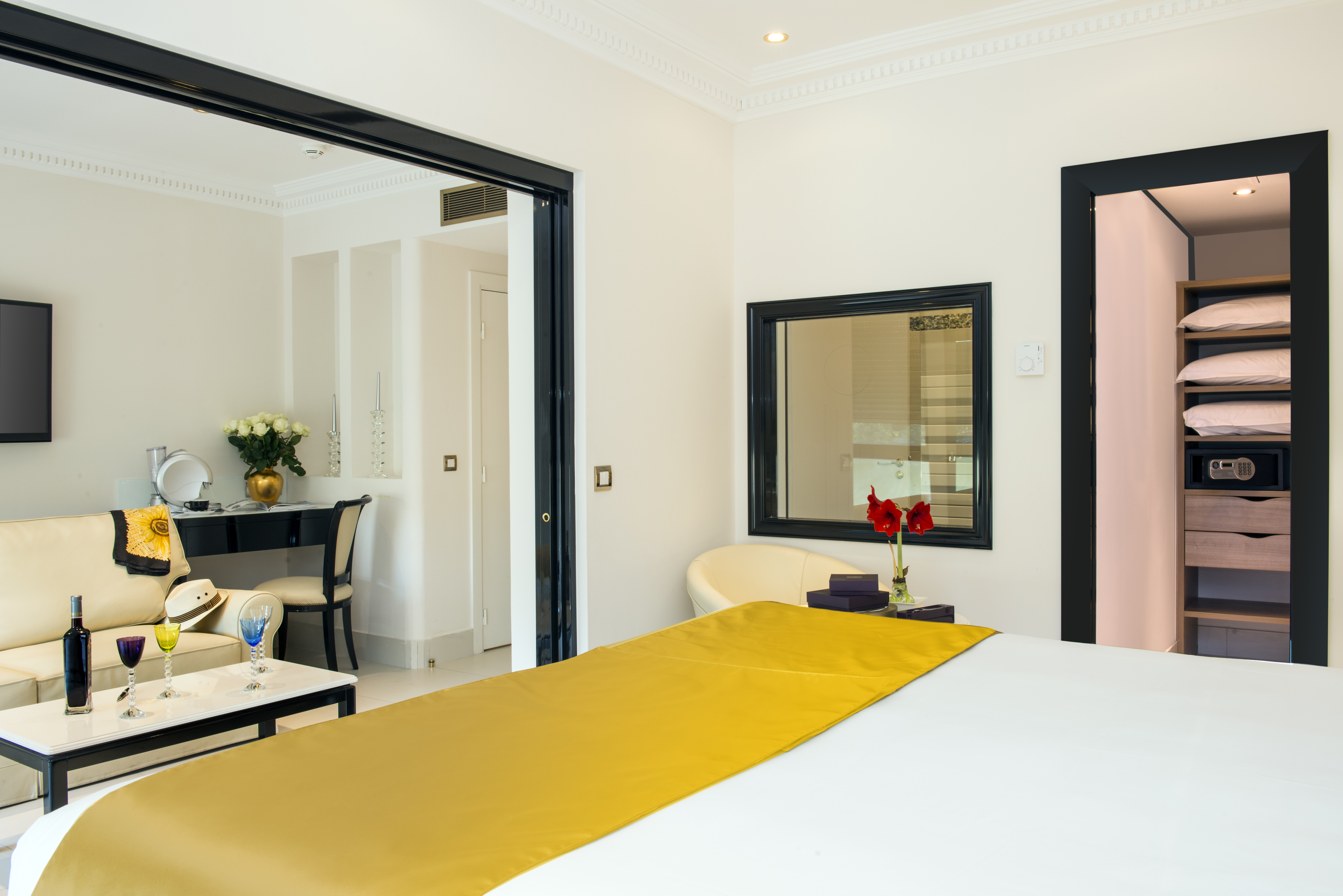 Room at Hotel Aston La Scala, NICE