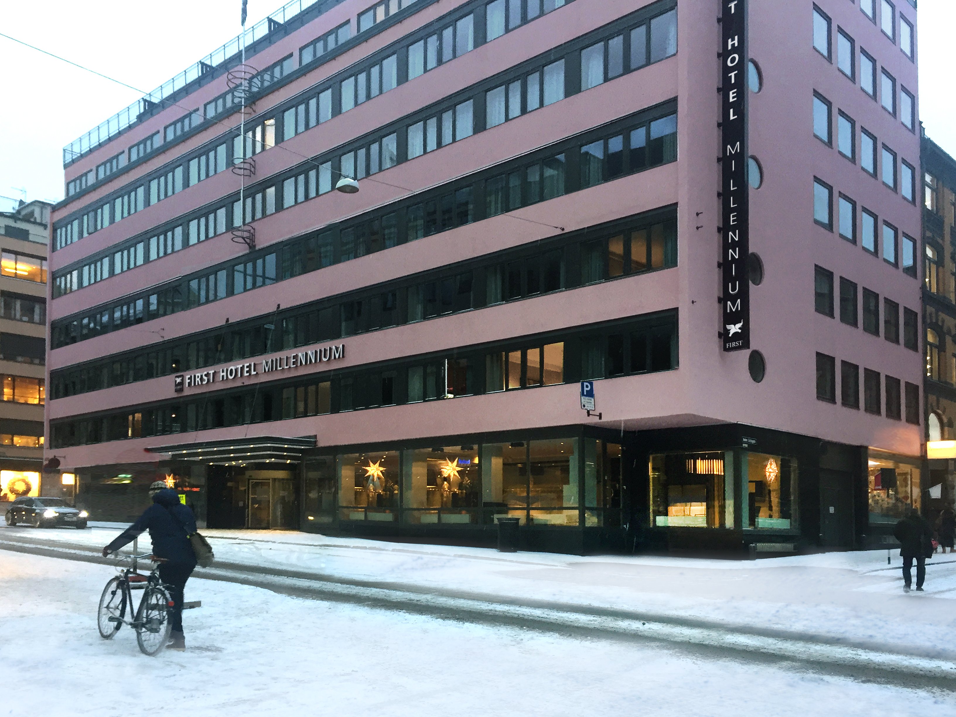 First Hotel Millennium 5/82