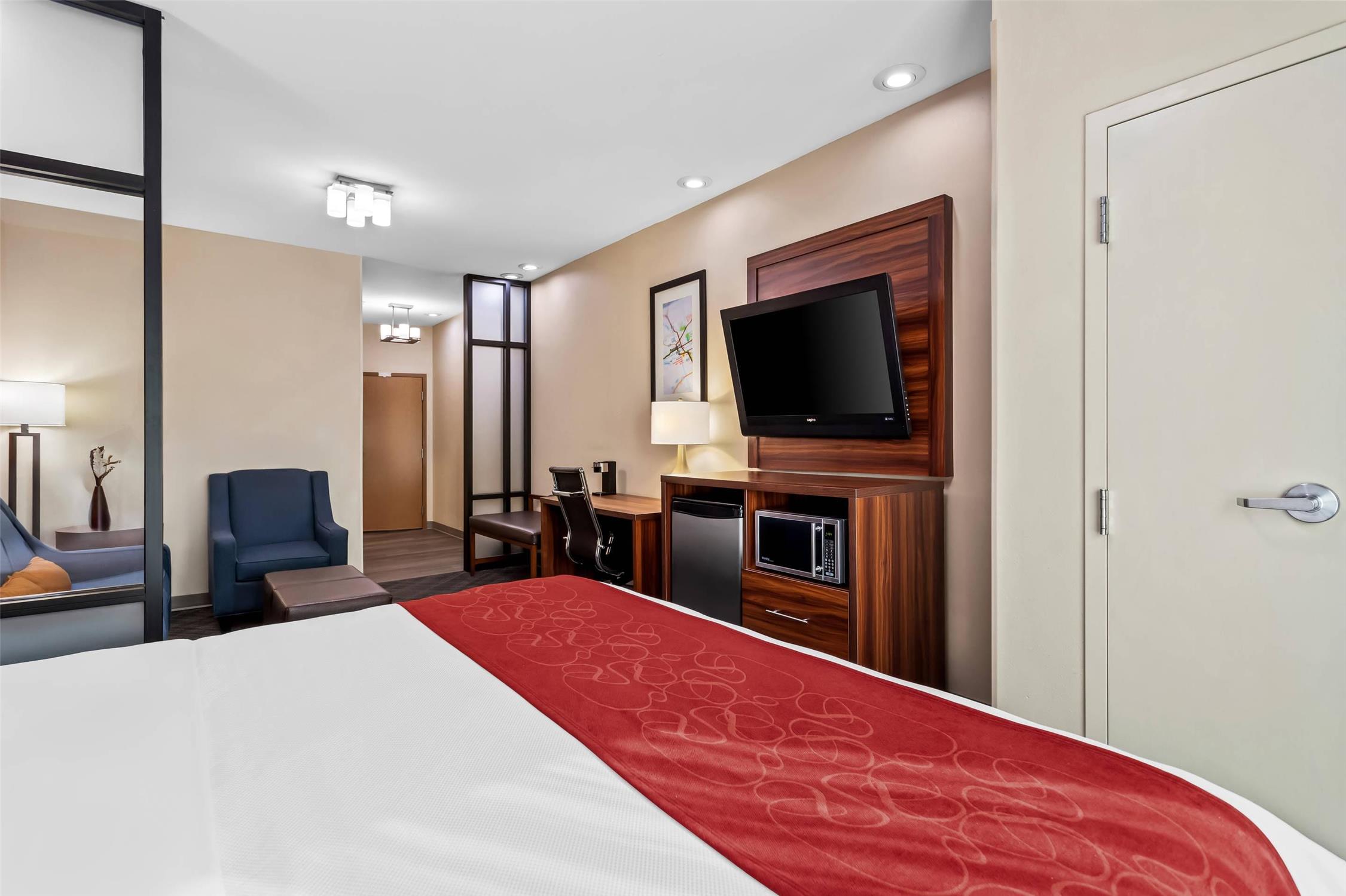 Comfort Suites Roswell, NM 15/60