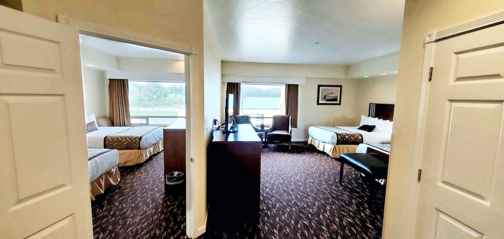 Best Western Plus Northwoods Inn 41/80