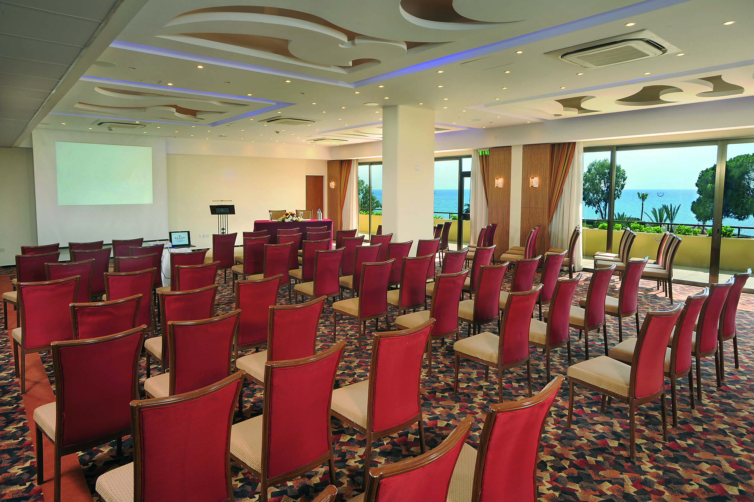 restaurant cafeteria