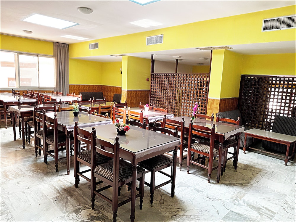 Hotel Tej 16/24
