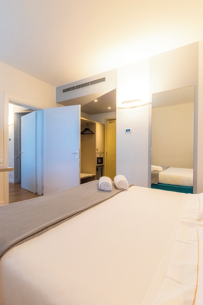 AIRPORT HOTEL BERGAMO 24/42