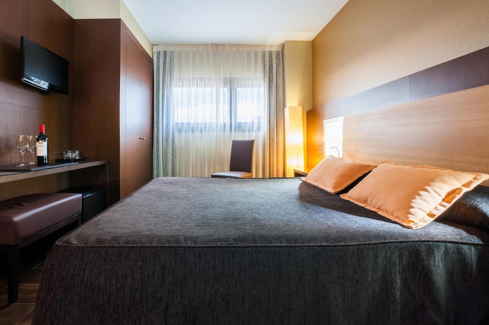 Hotel Ciudad de Alcaniz 9/50