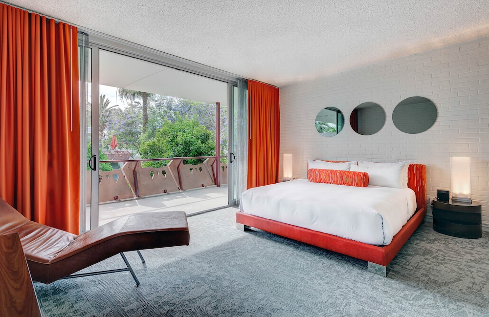 Hotel Valley Ho 16/81