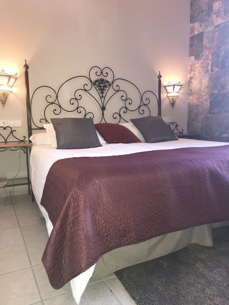 Hotel El Paso 8/50