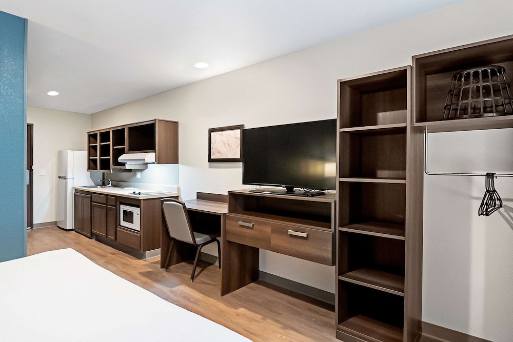 WoodSpring Suites Reno Sparks 23/38