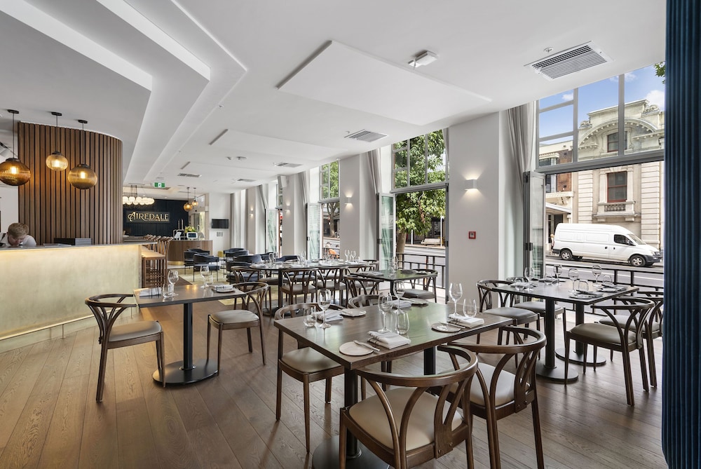 Legacy Airedale Hotel Auckland 56/67