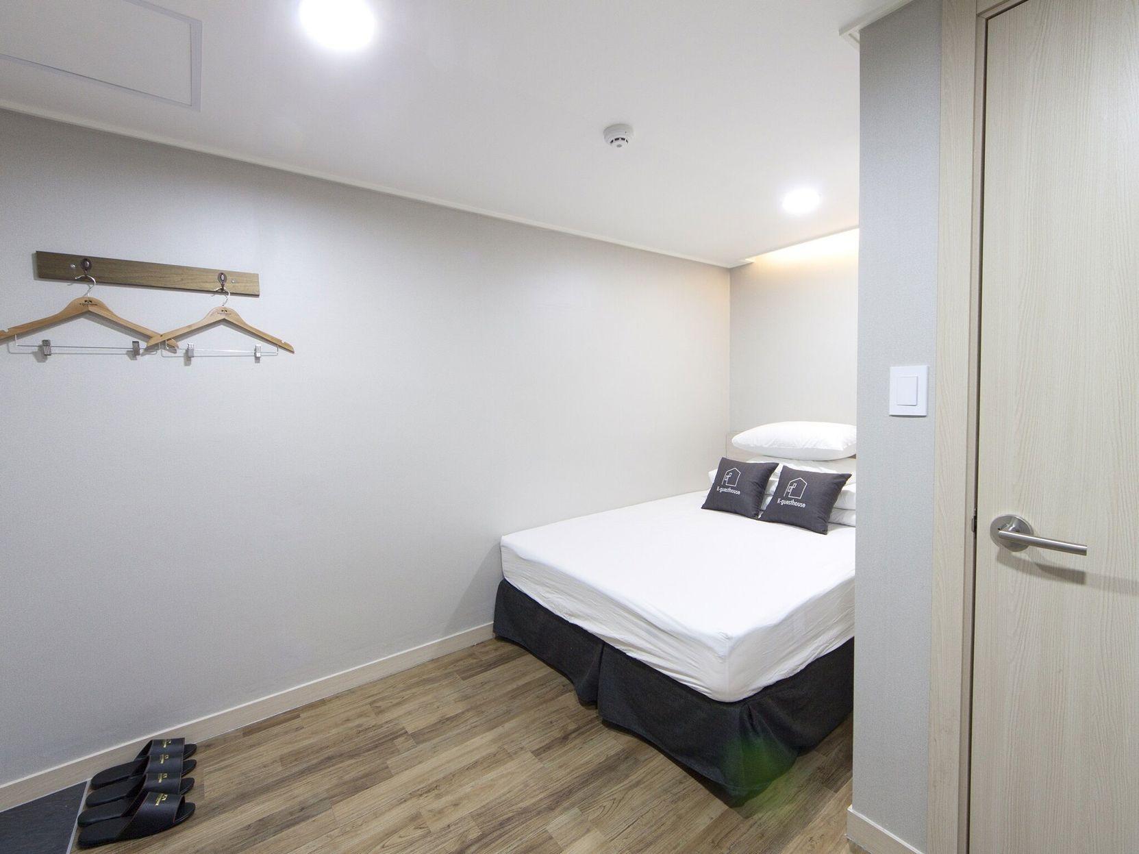 Economy, Double Bed, No Window