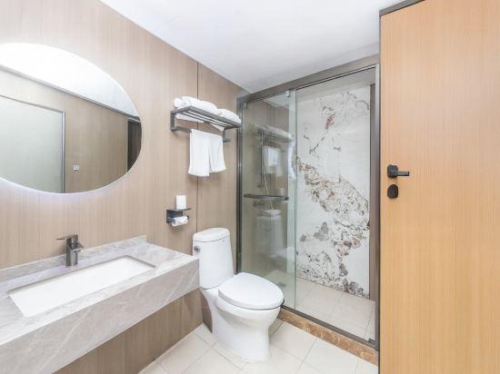 Home Inn (Fuzhou Financial Street Wanda Plaza) 33/33