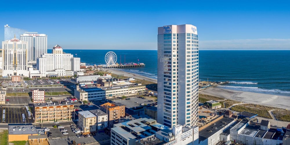 Boardwalk Resorts at Atlantic Palace 28/34