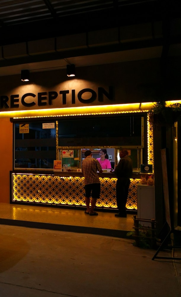 Golden House Hotel Sakaeo 10/50