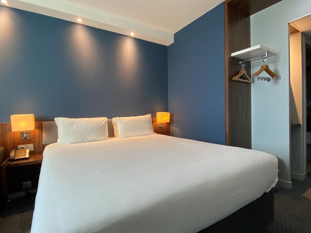 HOLIDAY INN EXPRESS DIJON 22/69