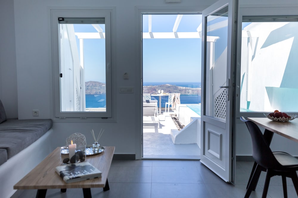 DREAMING VIEW SUITES 45/60
