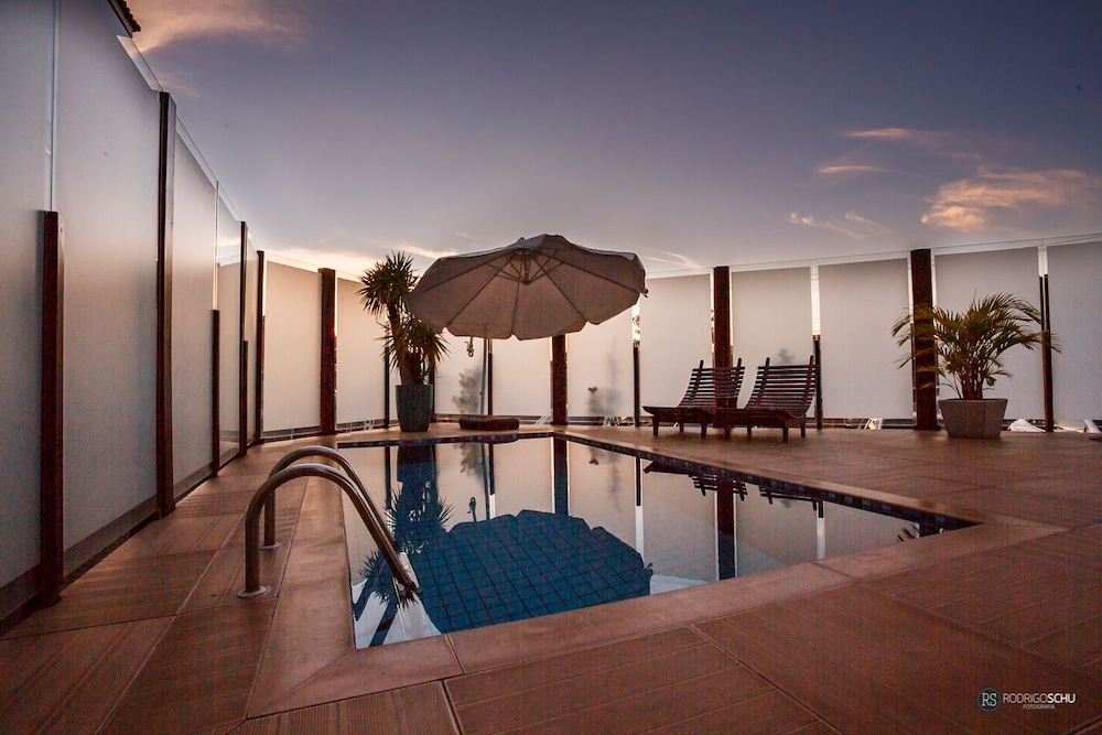 TONELLO BUSINESS HOTEL 40/47