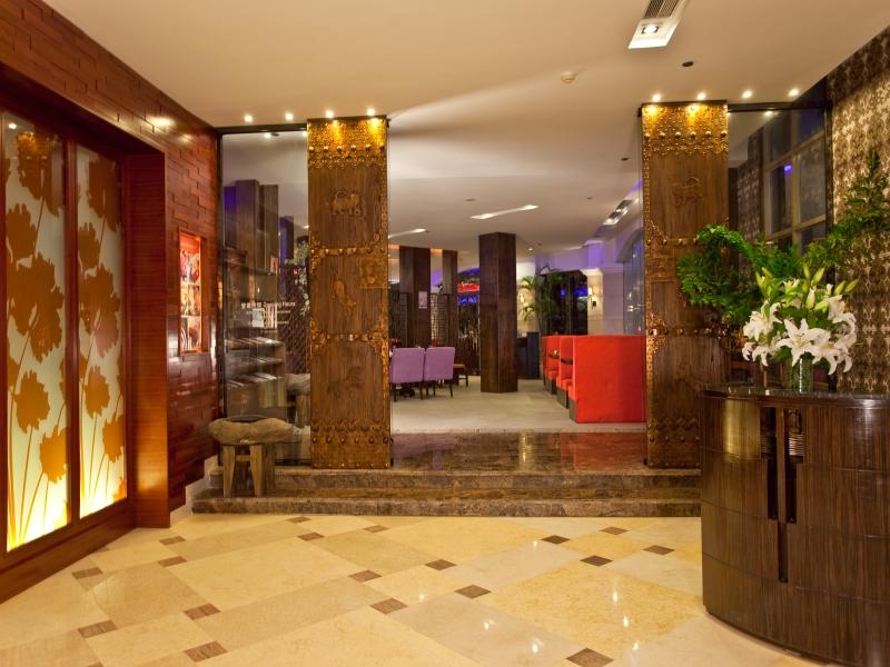 Chinflux Mandarin Hotel 4/44