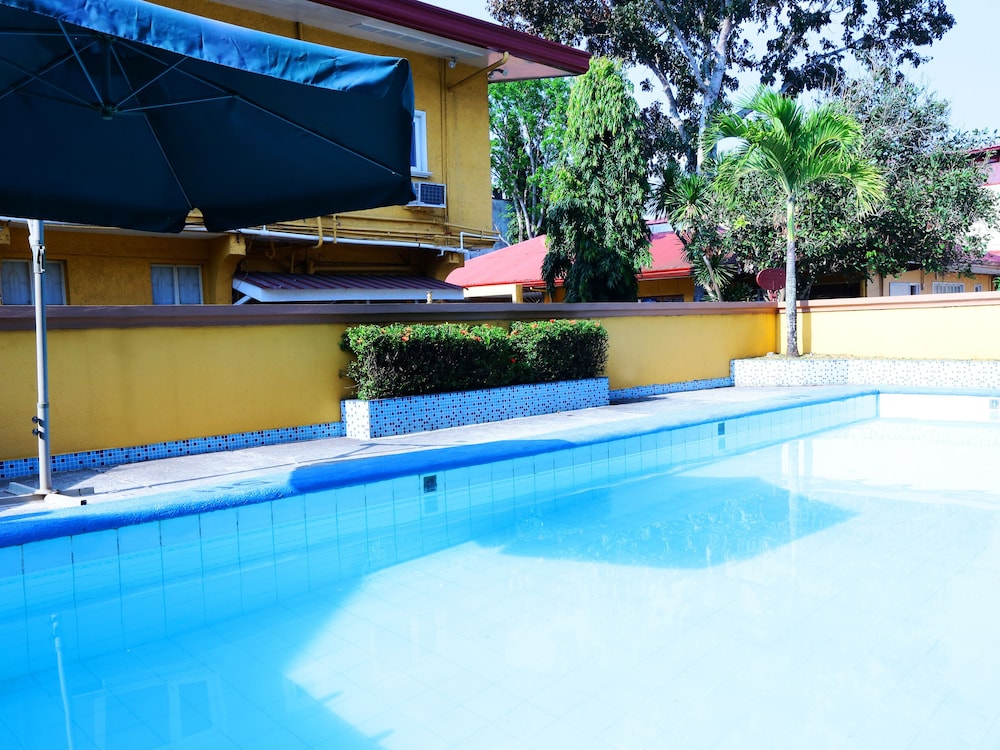 Hotel La Corona De Lipa 1/35