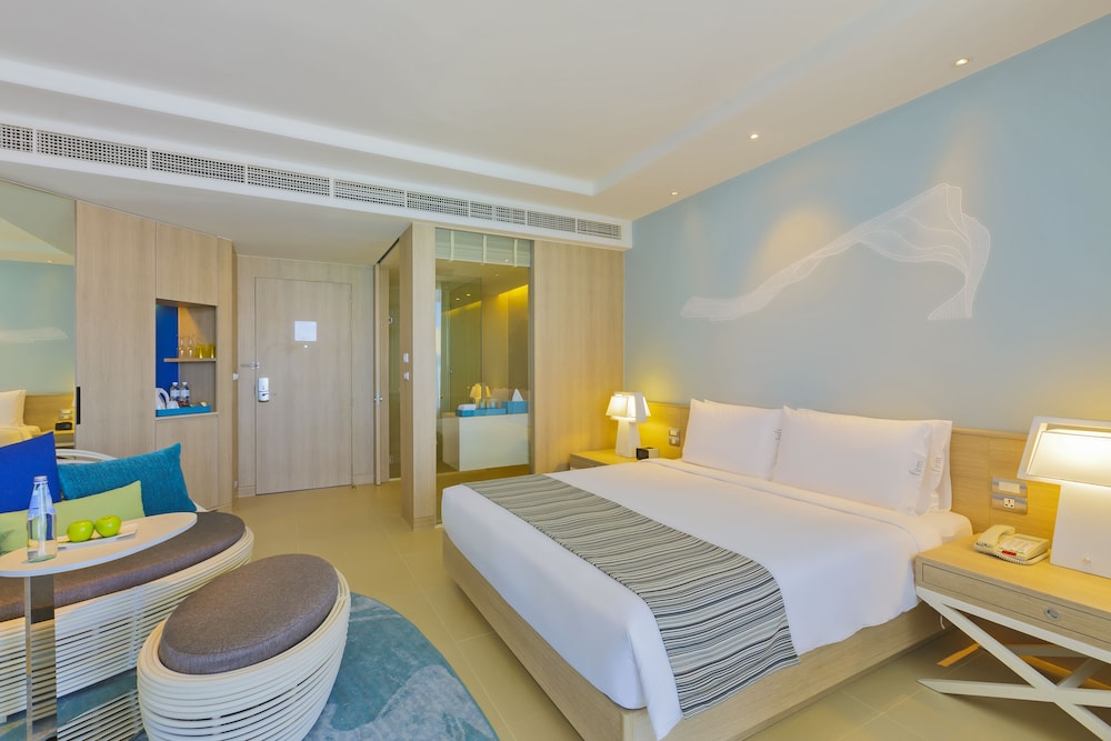 Holiday Inn Pattaya Hotel 17/83