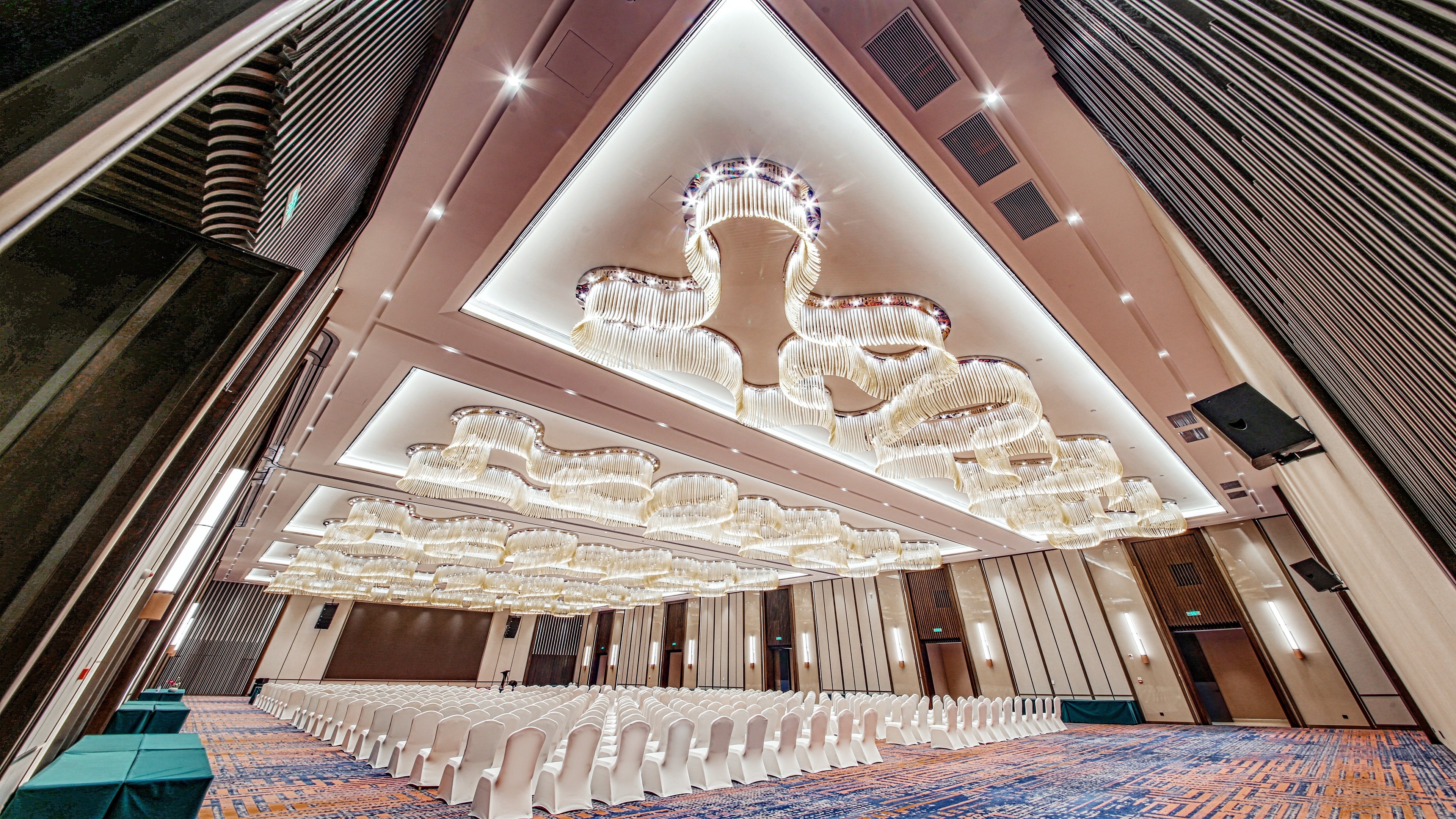 Crowne Plaza Chengdu Wuhou by IHG 2/50