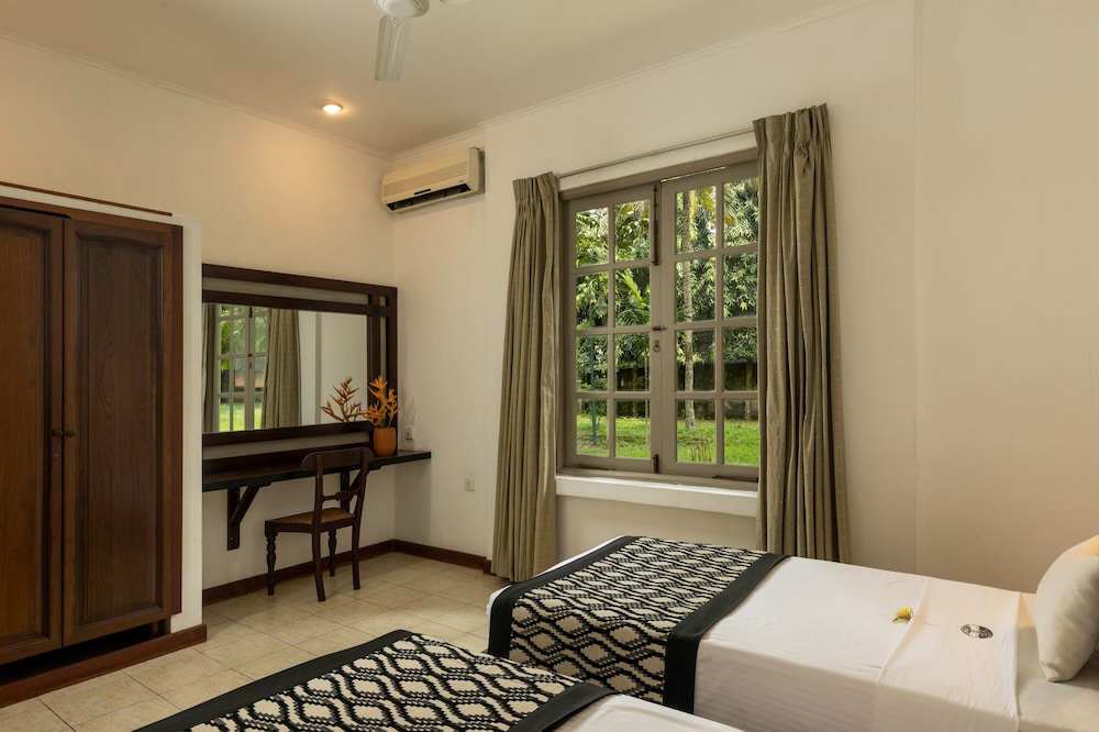 Tamarind Tree Garden Resort 24/62