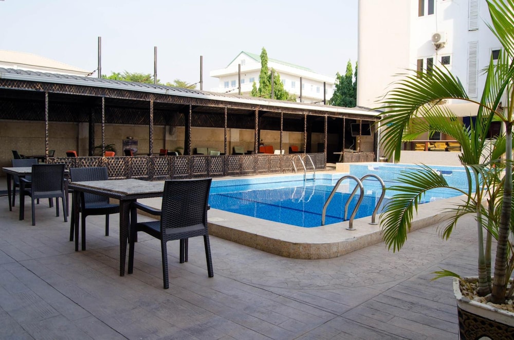 Residency Hotel Area 11 40/46