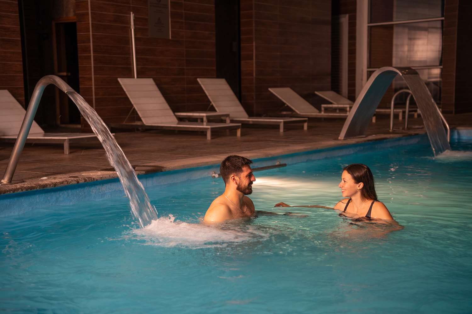 swimming pool spa