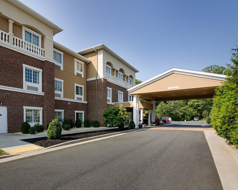 Comfort Inn Suites Orange Montpelier 50/55