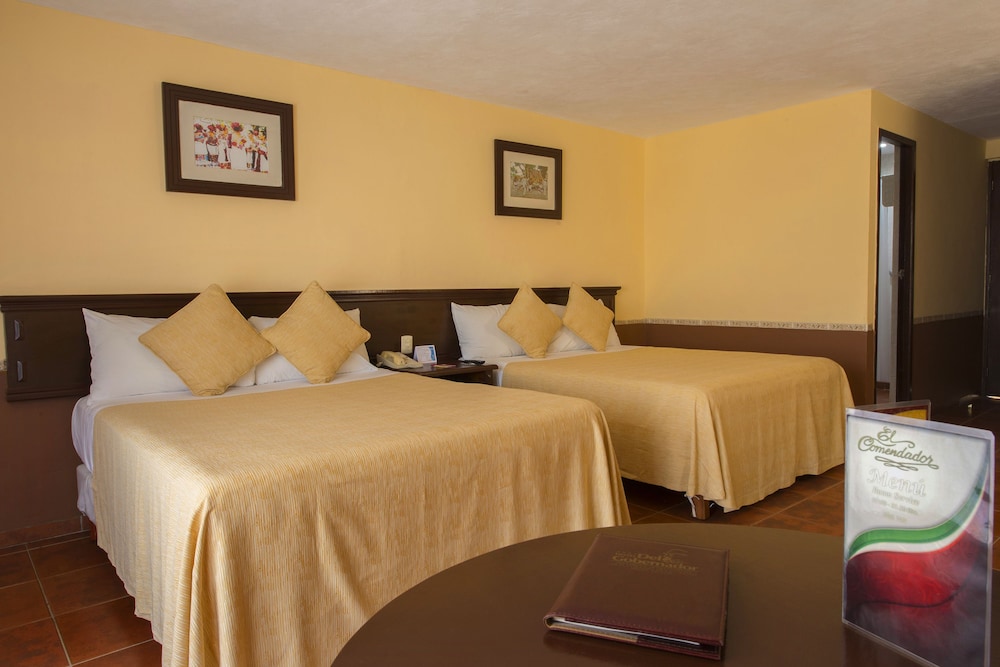 Hotel Del Gobernador 17/50