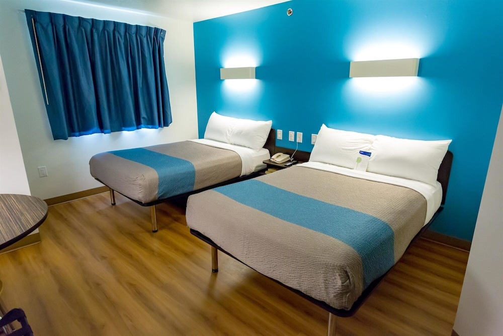 Motel6 Pottstown, PA 12/53