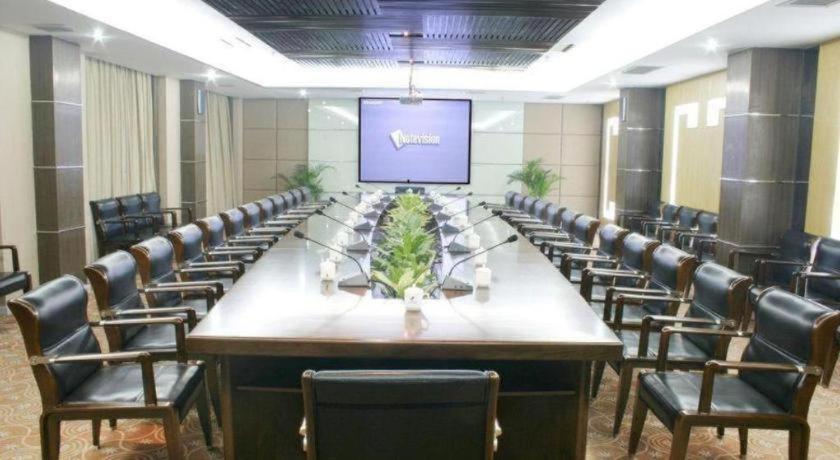Chaozhou Hotel 37/49