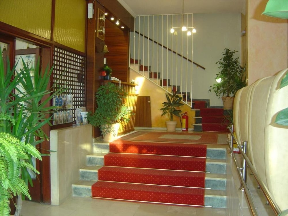 Dalia Hotel 8/49