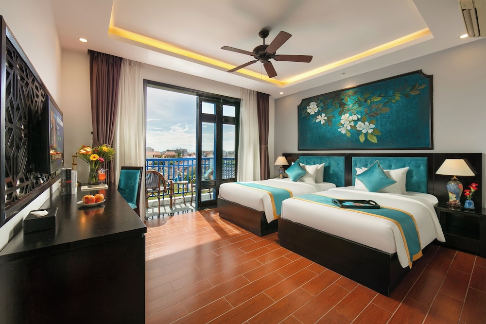 Connecting, Family, 2 Double Beds, Garden or Partial River View, Balcony